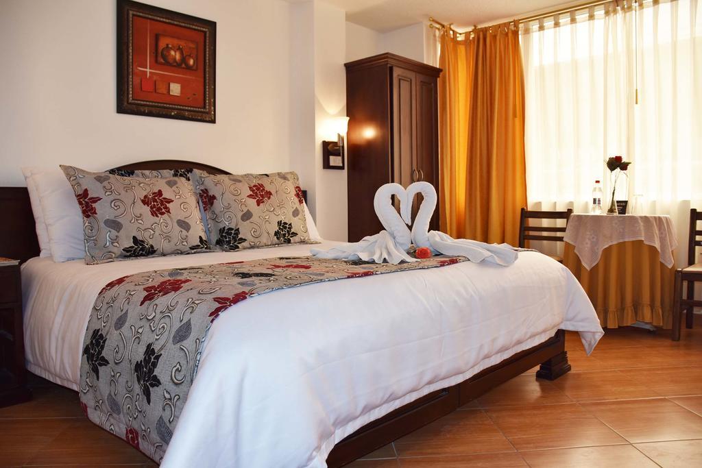 Hotel Plaza Victoria Ibarra Extérieur photo